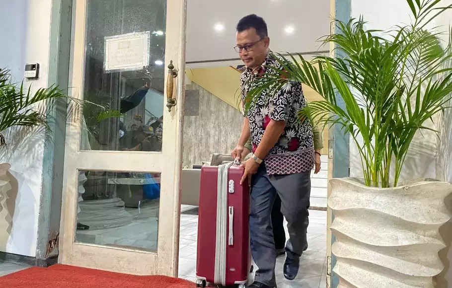 Empat Orang Diblokir KPK Wali Kota Semarang dan Suami