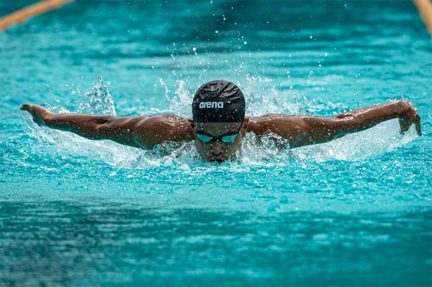 Atlet Nasional Kompetisi Renang Perairan Limbang Tacik 2024